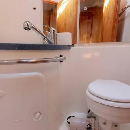 Solevento Sail Yacht Botel *