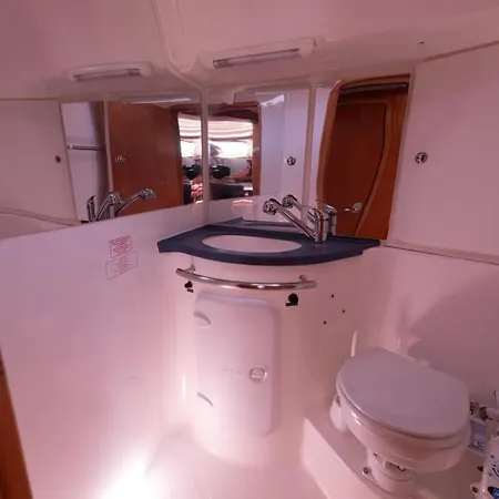 Botel Solevento Sail Yacht
