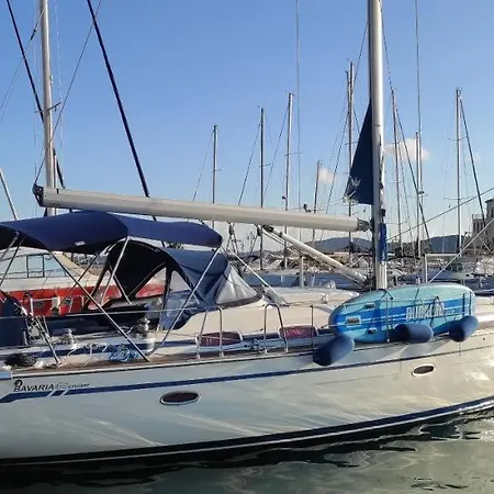 Solevento Sail Yacht 船上ホテル